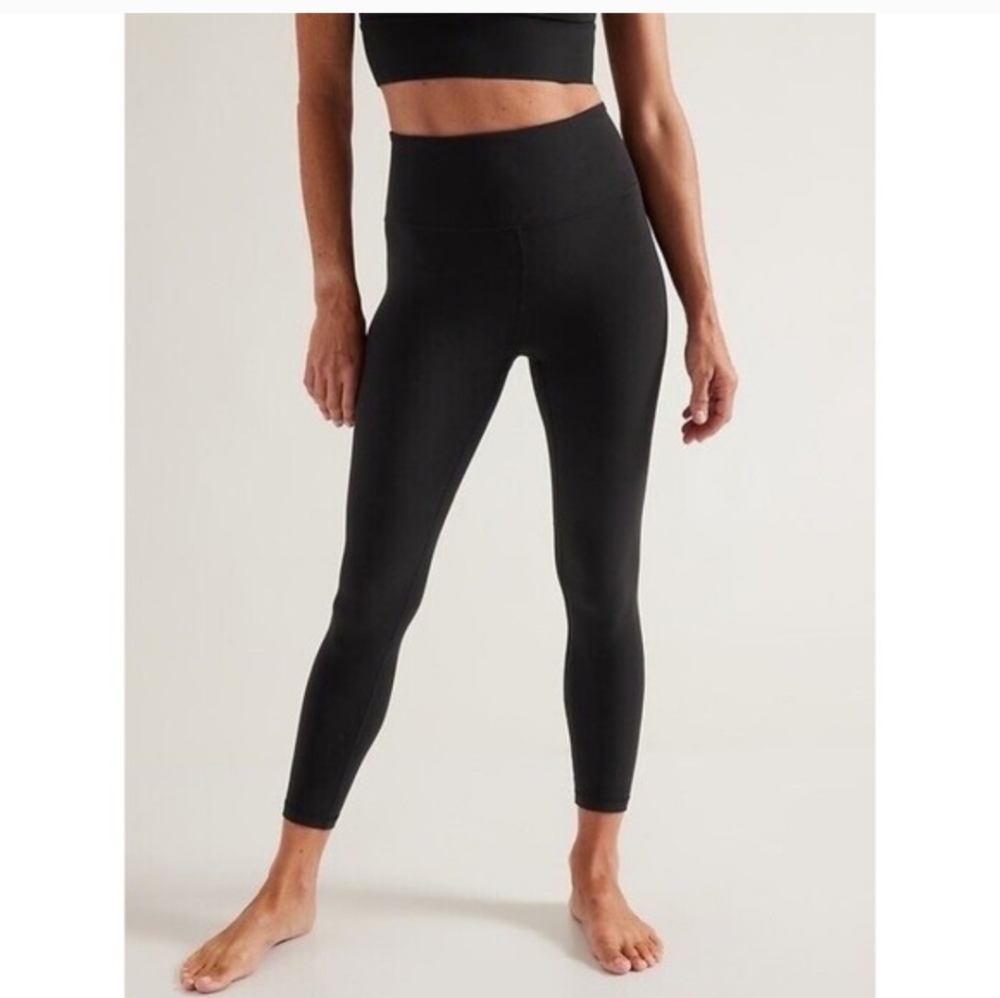 Athleta ultra high rise elation 7/8 Black Leggings